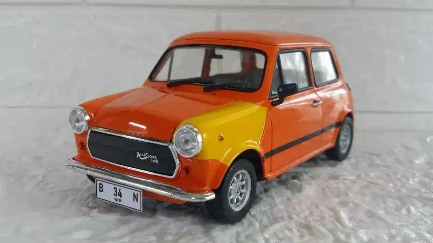 Diecast / Miniatur Morris Mini Cooper Mr. Bean first car Orange 1:24