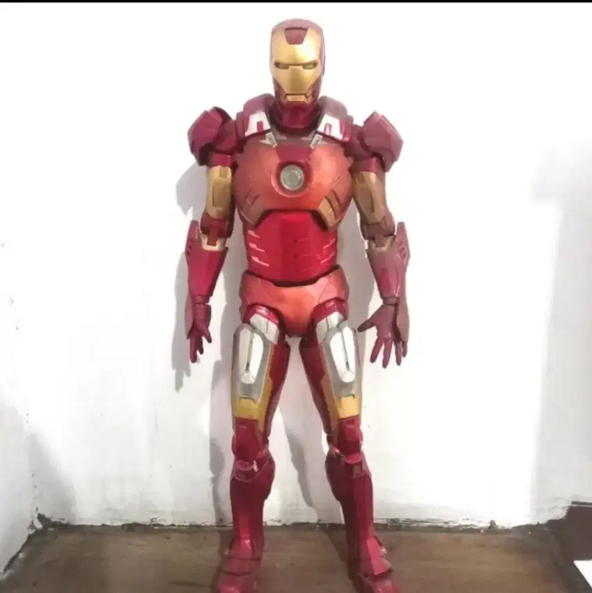 Ironman neca mk VII mark 7 avengers action figure iron man