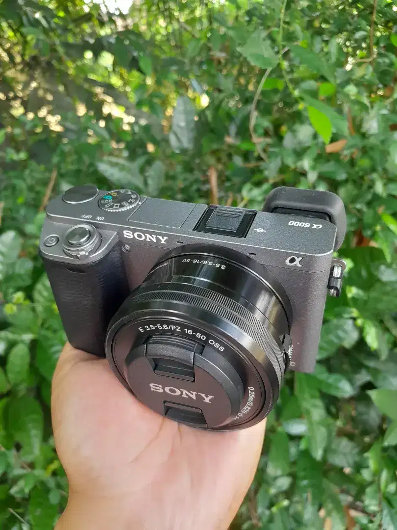 Kamera sony a6000 lensa kit muluss