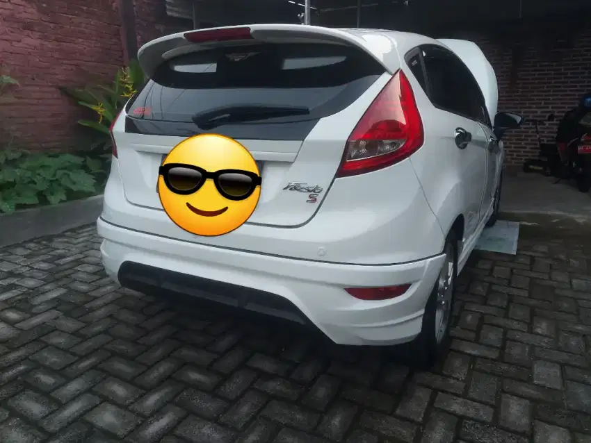 Di Jual Ford Fiesta 2012 type Matic