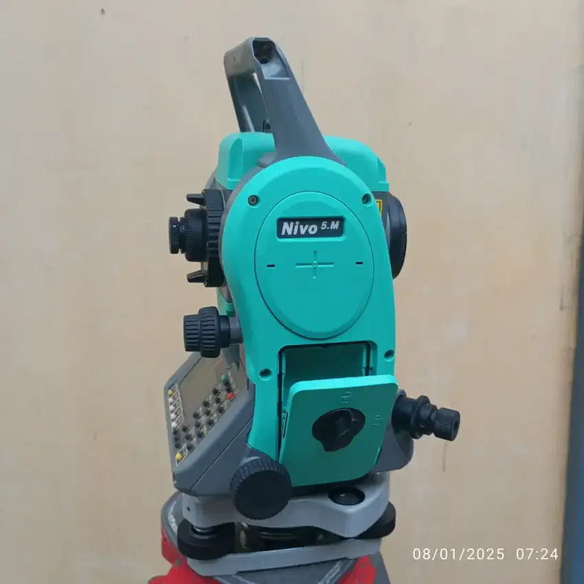 Yang butuh total station Nikon nivo5m laser bekas