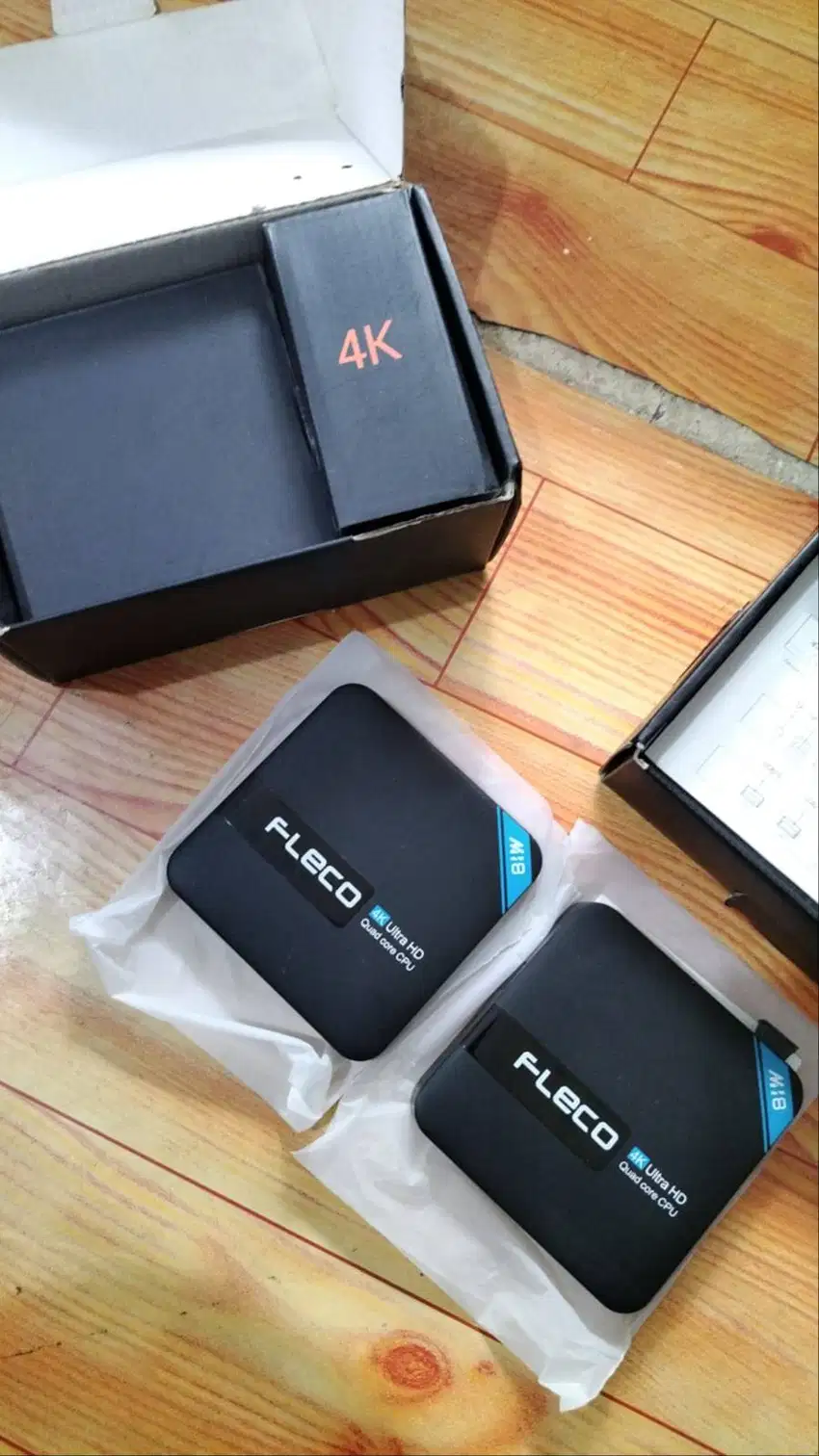 Tv Box android  m18 uhd 4k