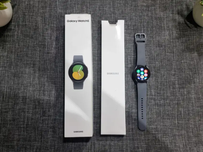 Samsung Galaxy Watch 5 40mm, Resmi Sein, Fullset Ori, Mulus 99%, Bonus