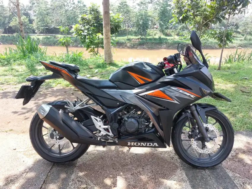 NEW CBR 150 R TAHUN 2019 MULUS