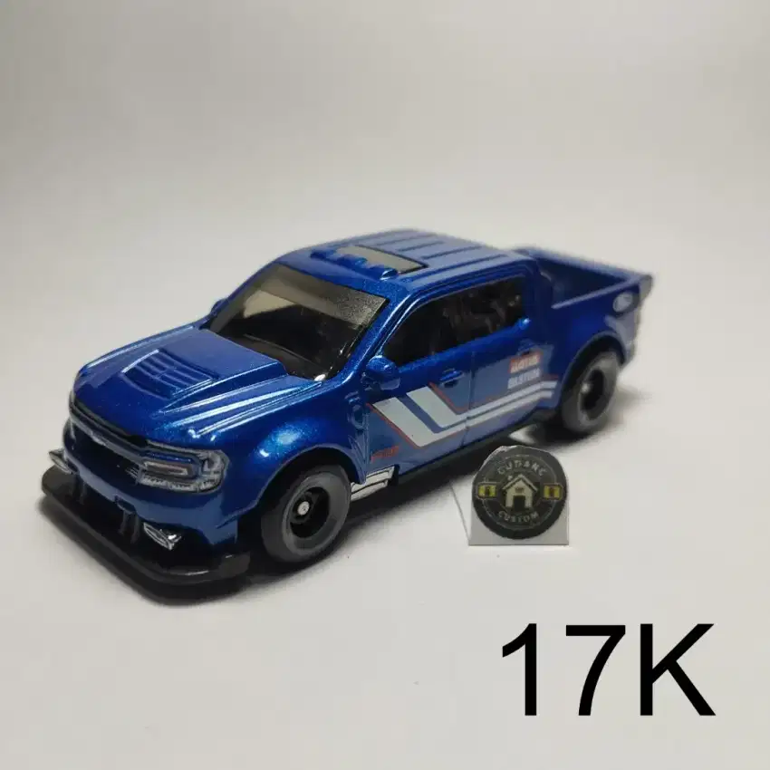 Hot Wheels 22 Ford Maverick Custom