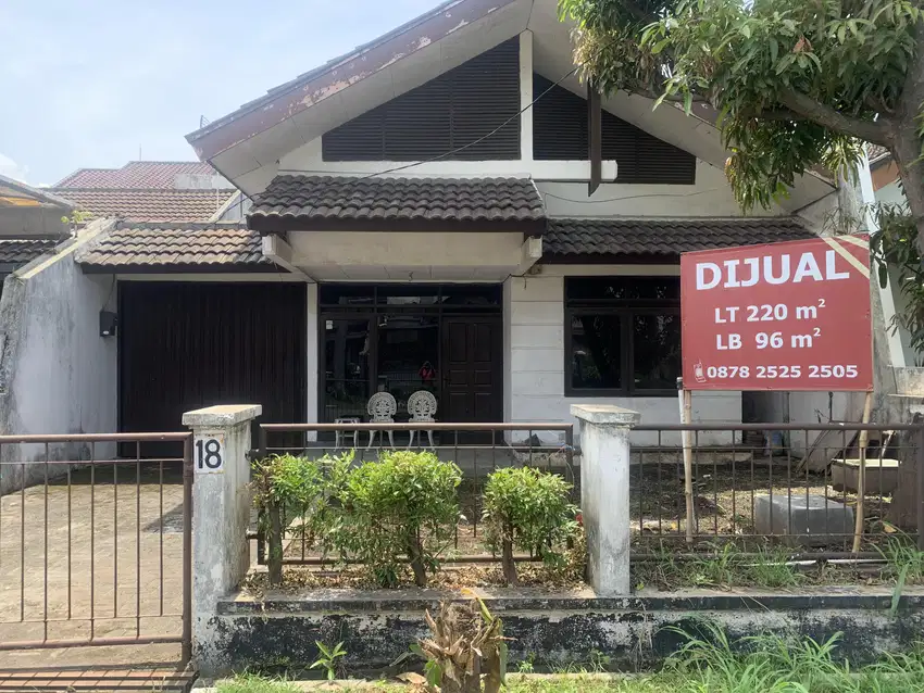 Jual Rumah di Perumahan Kawaluyaan Indah, SHM.