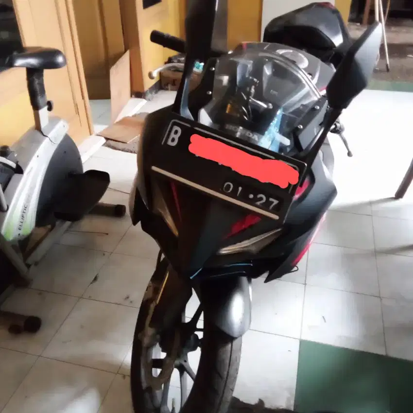 (Khusus Pemakai) Jual BU Motor CBR 150 cc tahun 2022