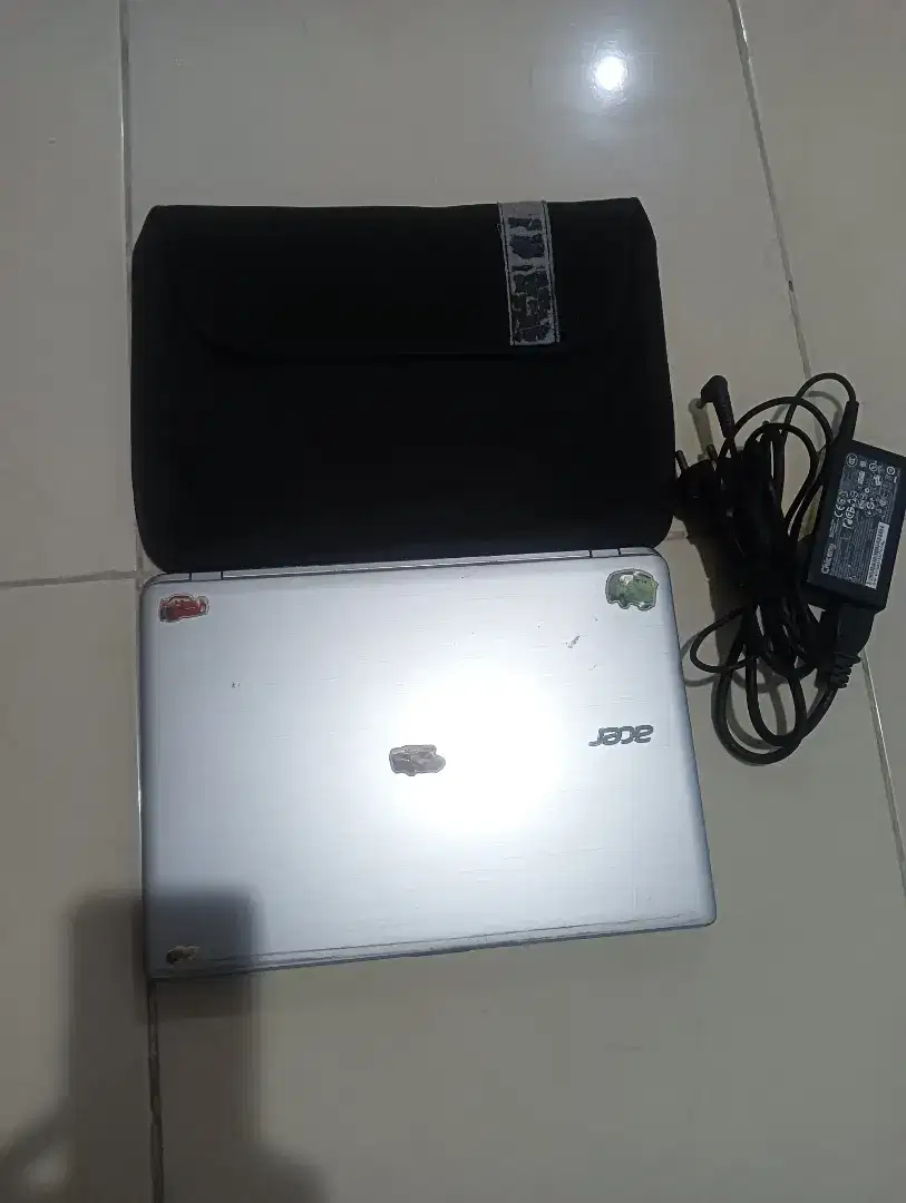 Laptop Acer Aspire V5 bekas