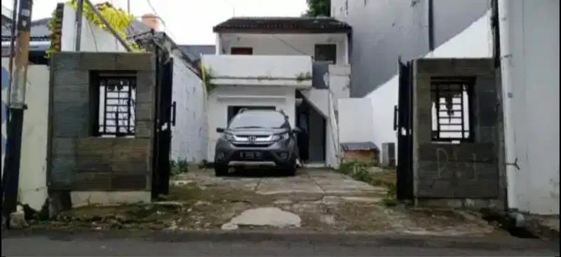 Tanah Dijual Bonus Bangunan Lokasi Di Mampang Dekat Trans TV