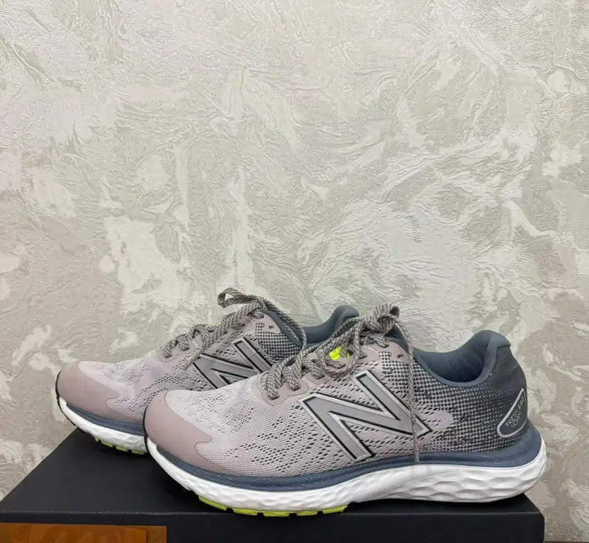 Sepatu Running New Balance