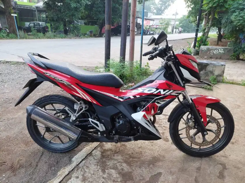 honda sonic 150 r