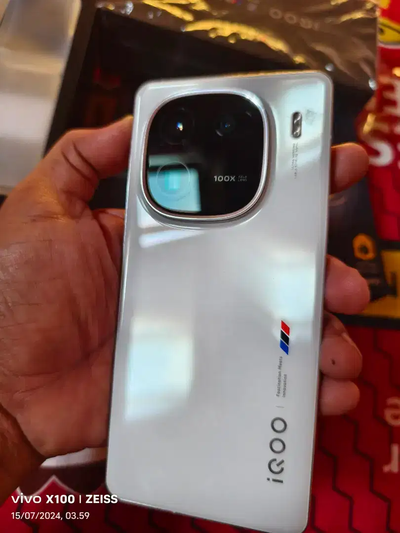 Vivo IQOO 12 ram 16/512