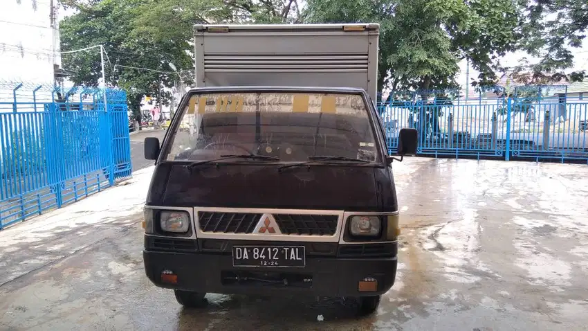 DIJUAL MOBIL PICK UP L300 MERK MITSUBISHI TAHUN PEMBUATAN 2005