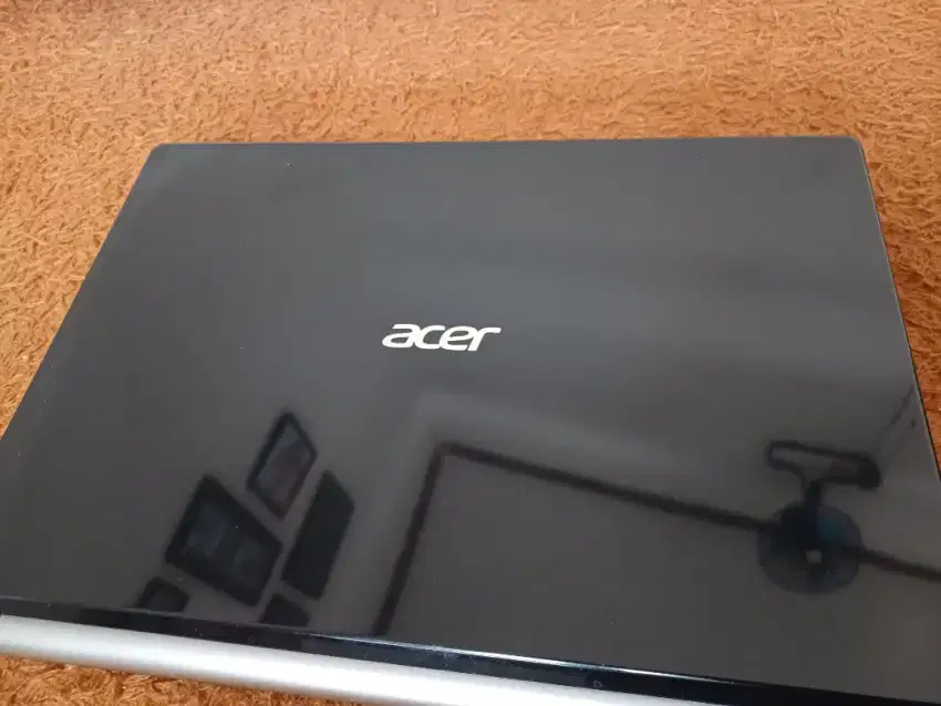 Laptop acer aspire v3 471 core i3