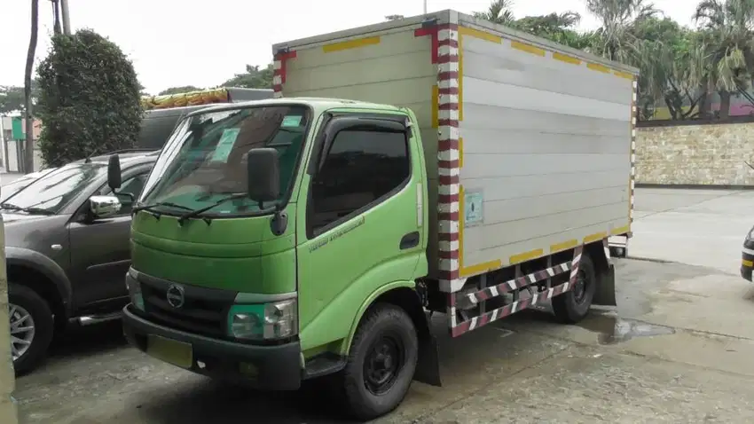 carteran jasa sewa truk engkel box jasa angkut pindahan barang kost