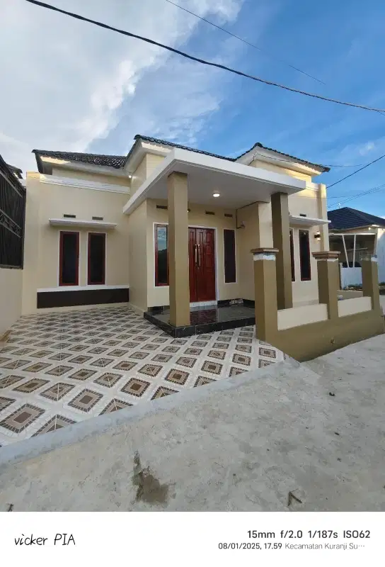 RUMAH DI DALAM KOMPLEK BALAI BARU