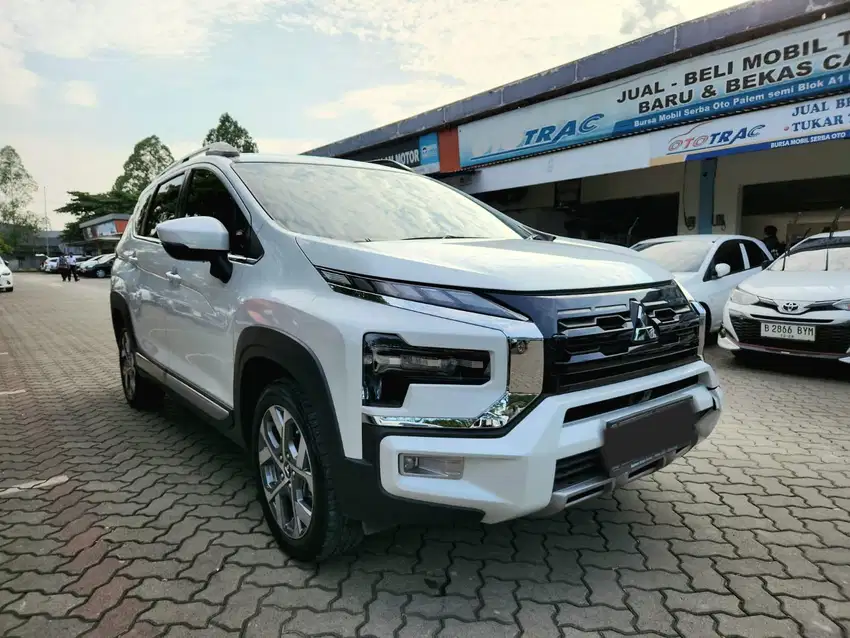 [ LIKE NEW ] MITSUBISHI NEW XPANDER CROSS PLUS 1.5 AT MATIC 2024 PUTIH