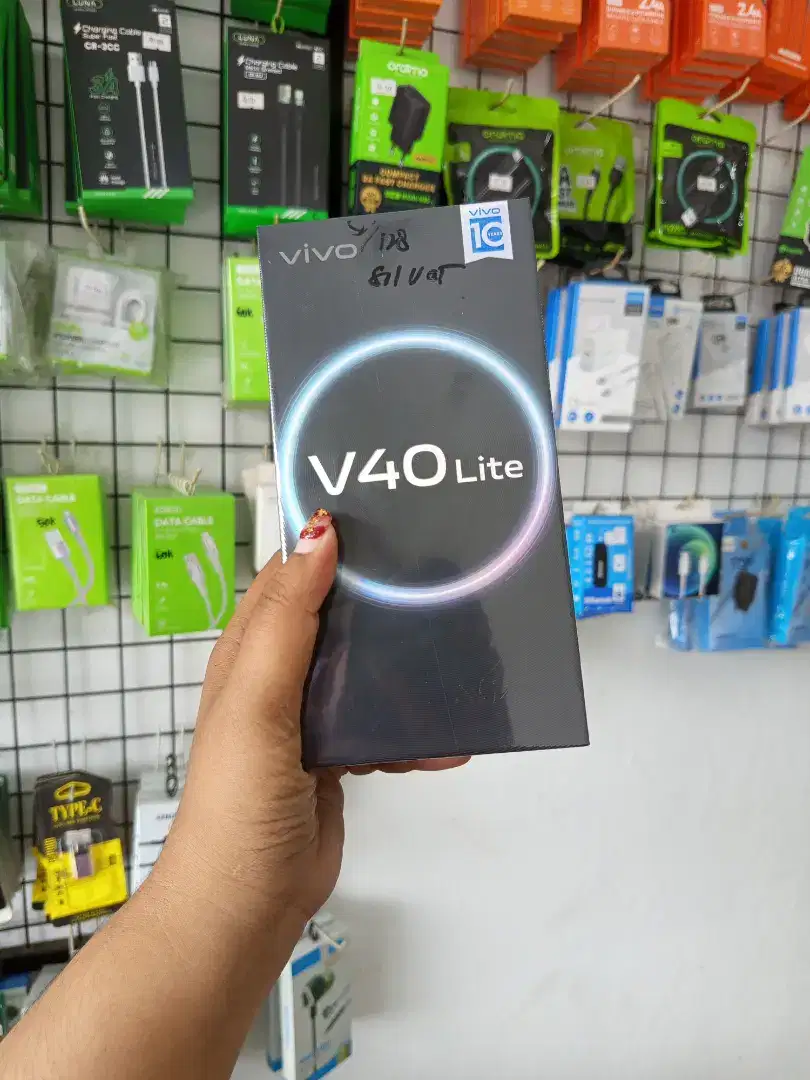 NEW VIVO V40 LITE 8/128 SILVER