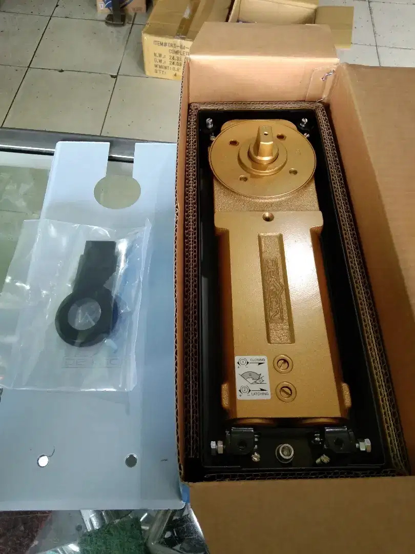 Floor hinge dekson b0 BTS 84