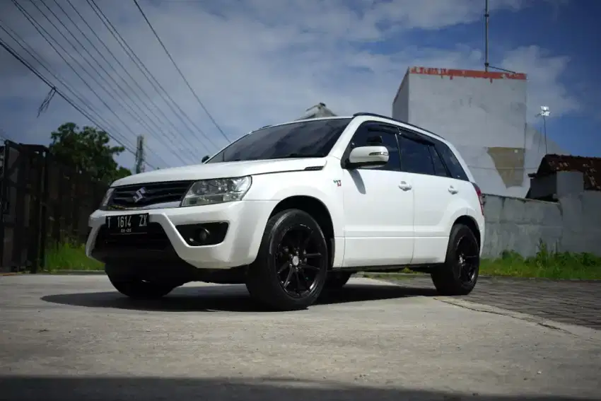 Grand Vitara 2.4 matic th 2015