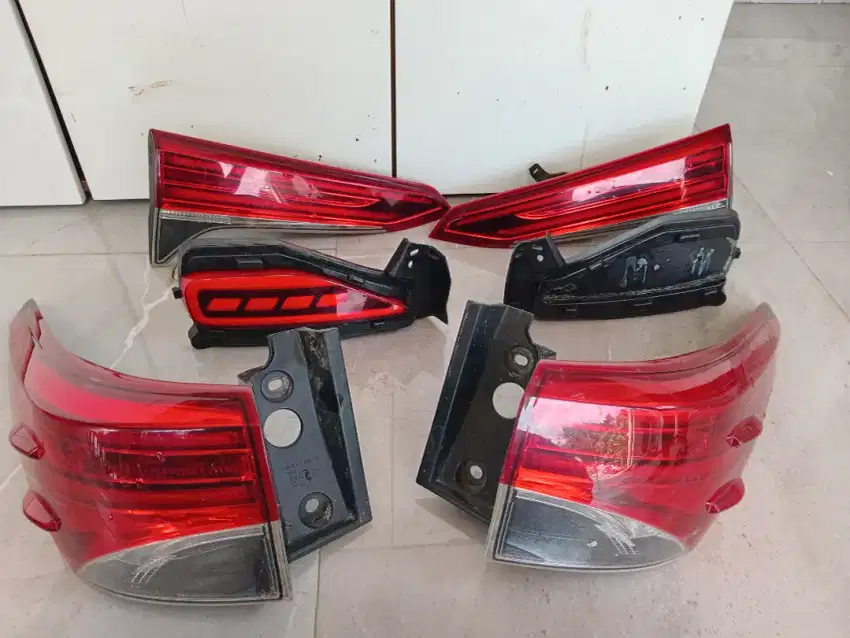 Copotan Stoplamp belakang fortuner FRZ