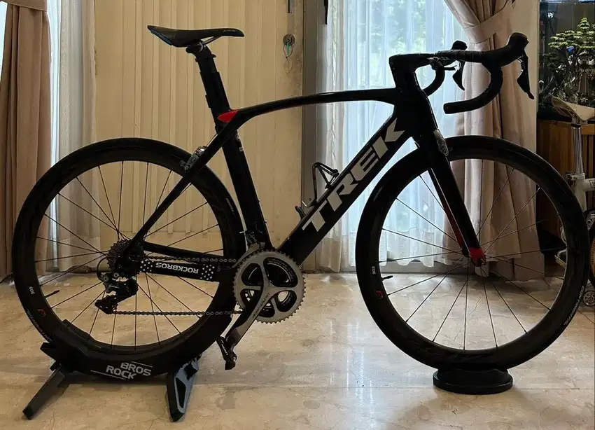 Road bike Trek Madone Carbon SLR 9.9 Size 56 Termurah