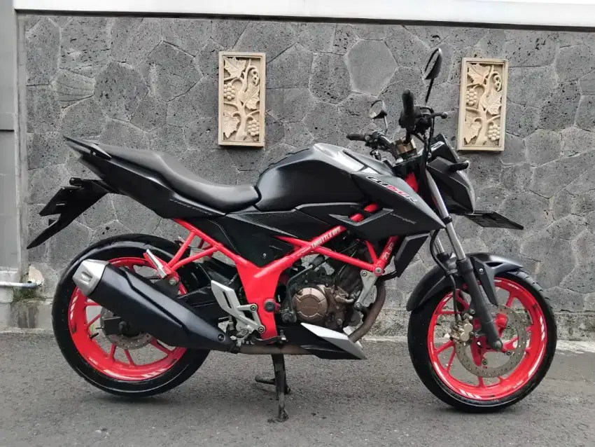 Honda CB150R 2016 Mulus Cash & Kredit