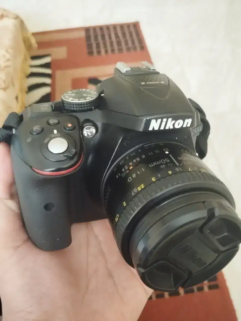 Nikon d5300 like new