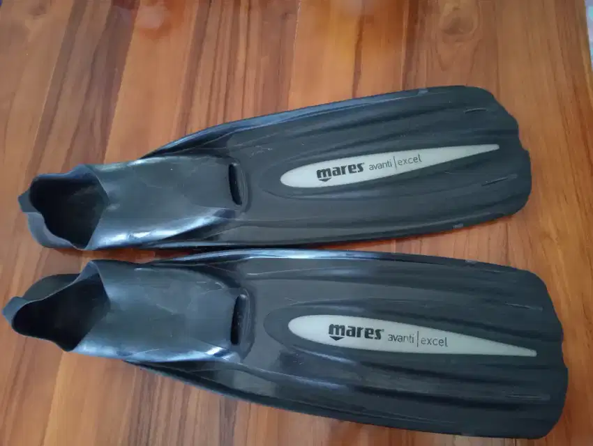 Fin Diving MARES Avanti Excel preloved