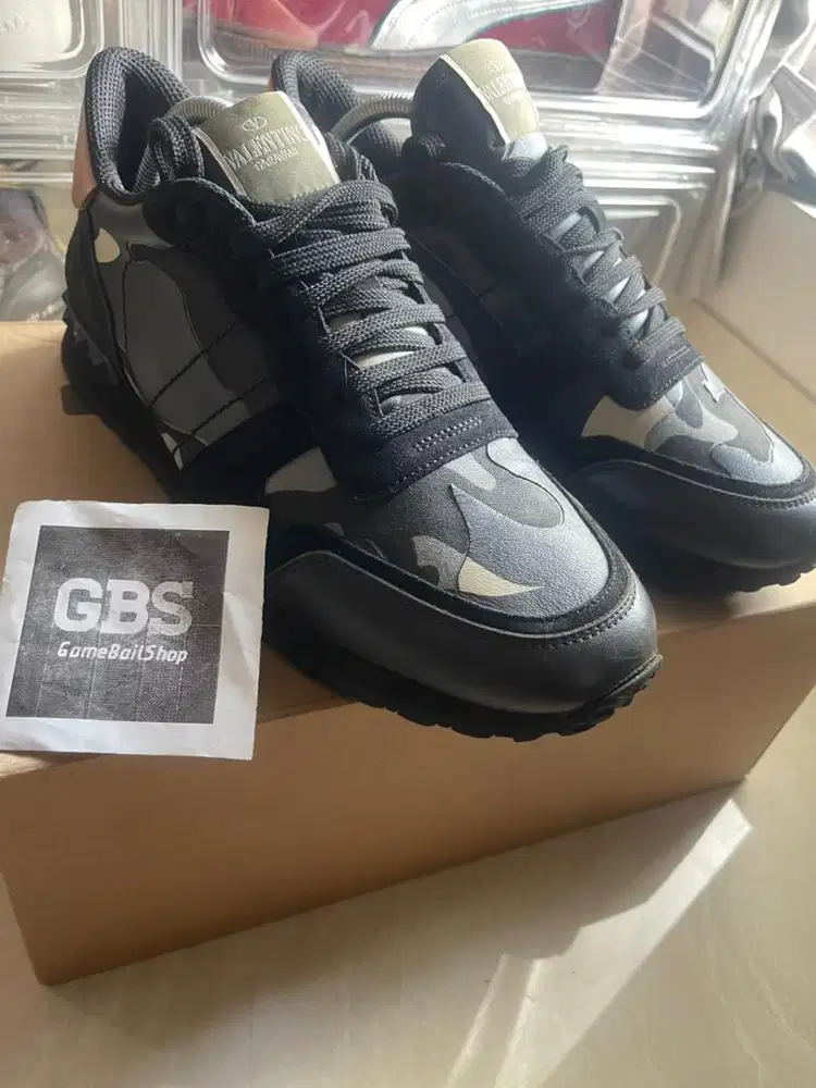 Valentino Garavani Camouflage Rockrunner Sneakers Original Italy