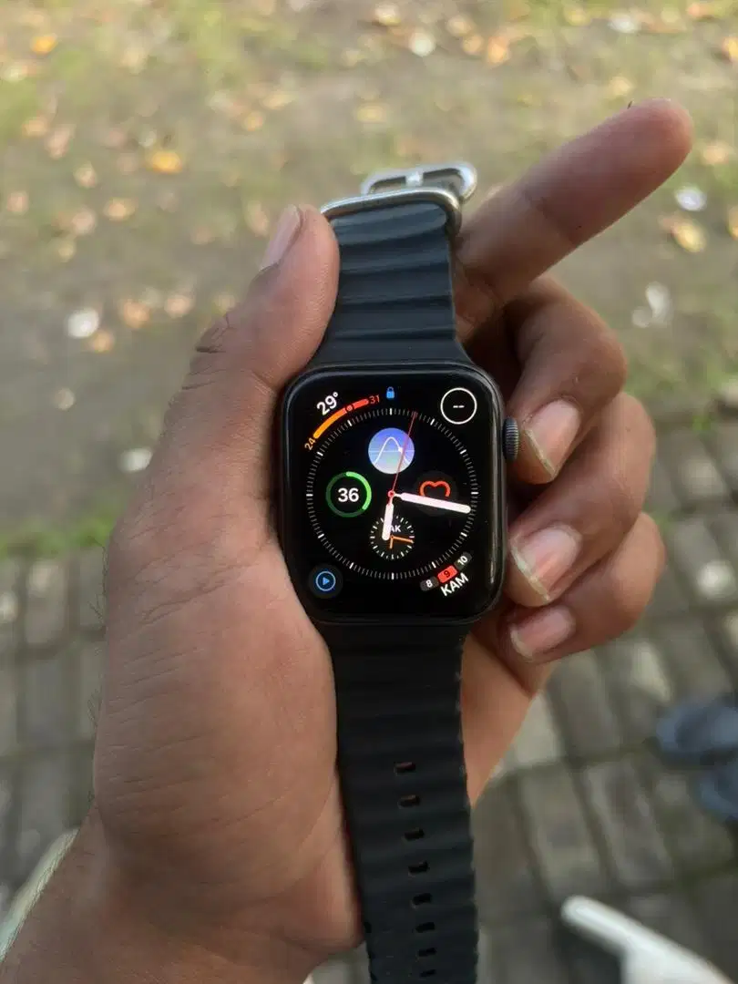 apple watch series 4