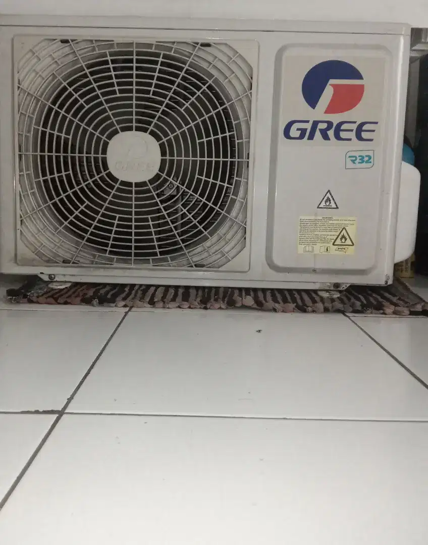 Outdoor ac 1/2pk