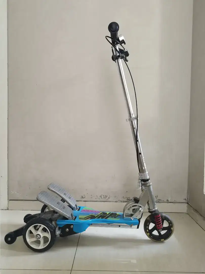 Scooter Anak 3 Roda Tiga Genjot RMB, Pink Blue Harga satuan