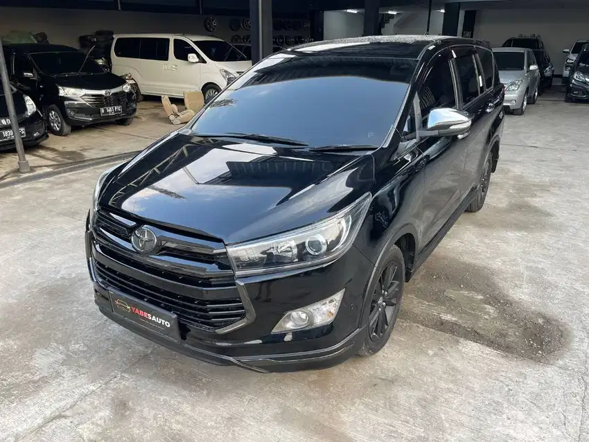 [KM 60 rb] Innova Venturer 2017 Diesel Automatic Langkah Jaminan