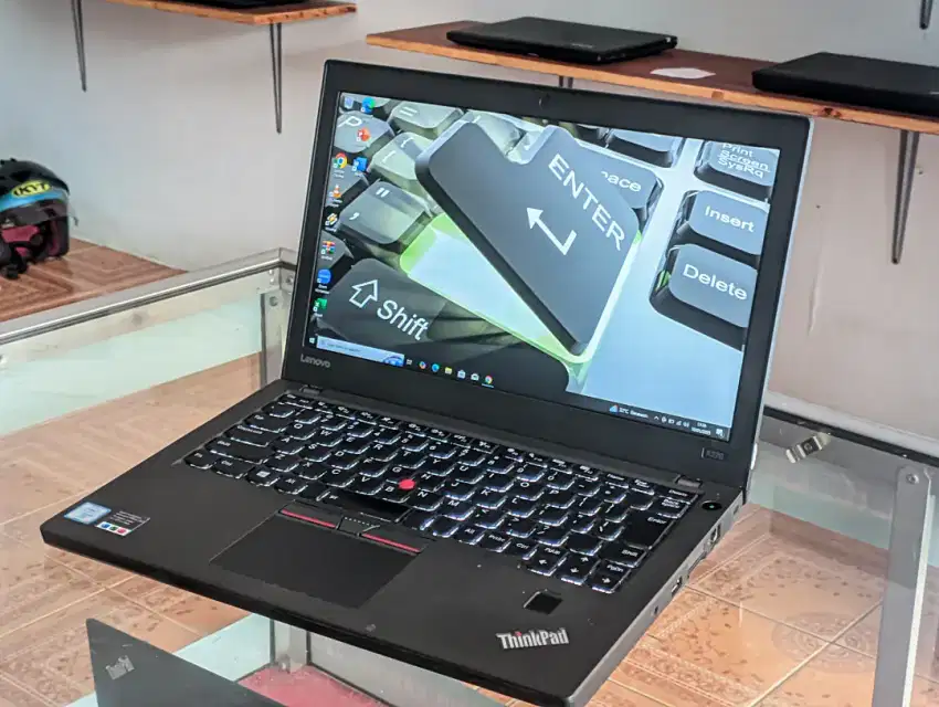 Lenovo thinkpad x270