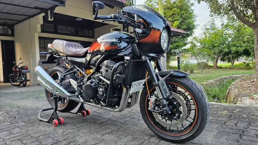 Kawasaki Z900RS Cafe