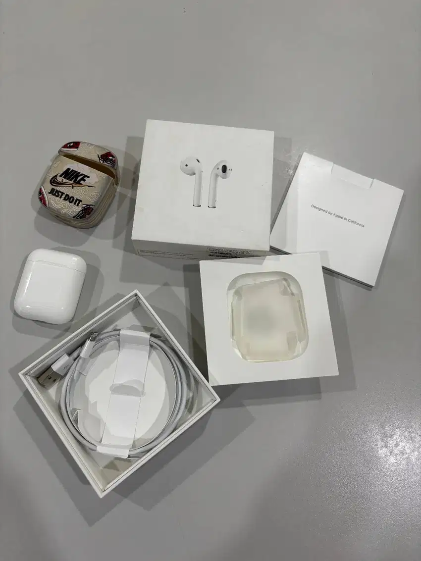 AIRPODS GEN 2 ORIGINAL 100% LIKE NEW