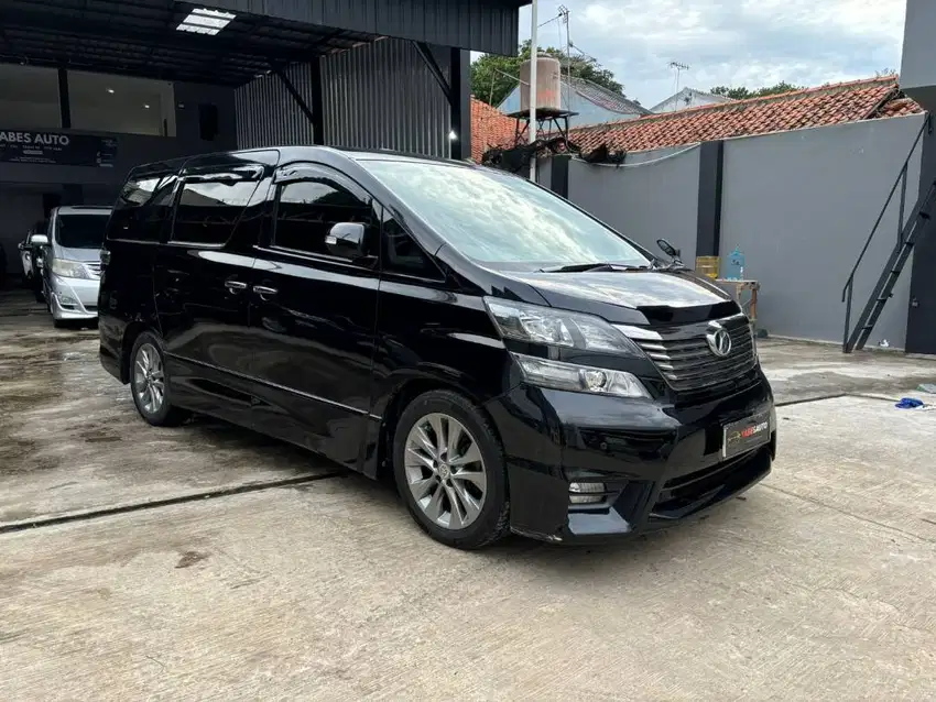 [DP 2 JT ] Vellfire Z 2011 Tgn 1 Istimewa Km Low