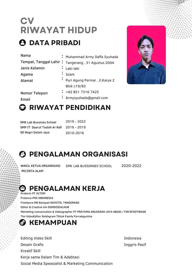 Mencari pekerjaan Editor video / Videographer