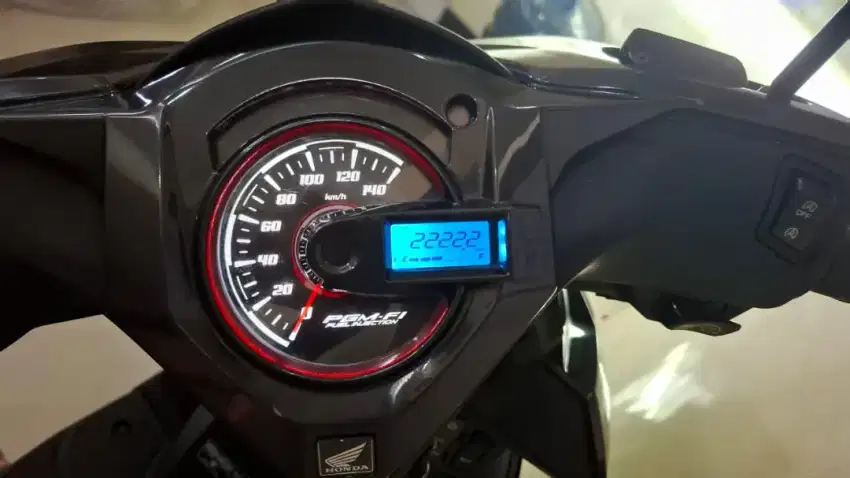 Beat deluxe 2024 km 2rb model baru istimewa bukan scoopy vario genio