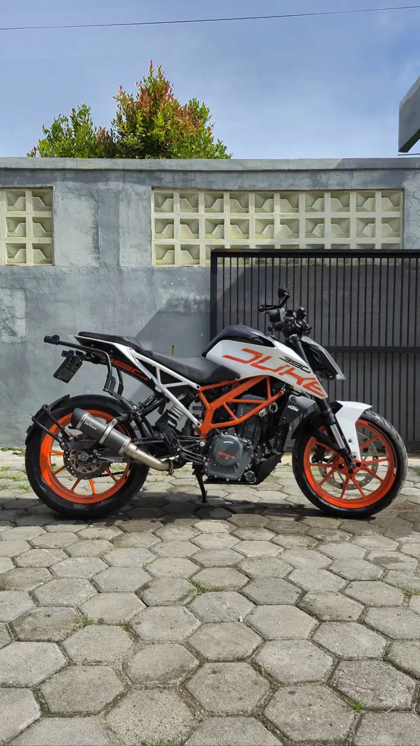 KTM DUKE 390 LOW KILOMETER 2 REBU PERAK