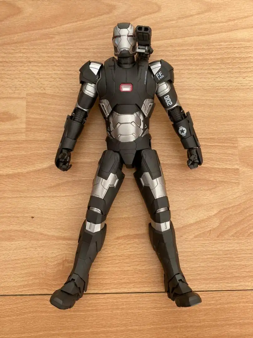 Hot Toys War Machine Mark II