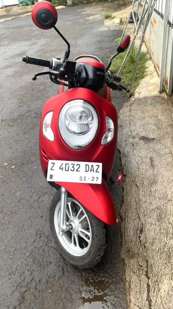 SCOOPY STYLISH KEYLESS 2022 KM.14.499