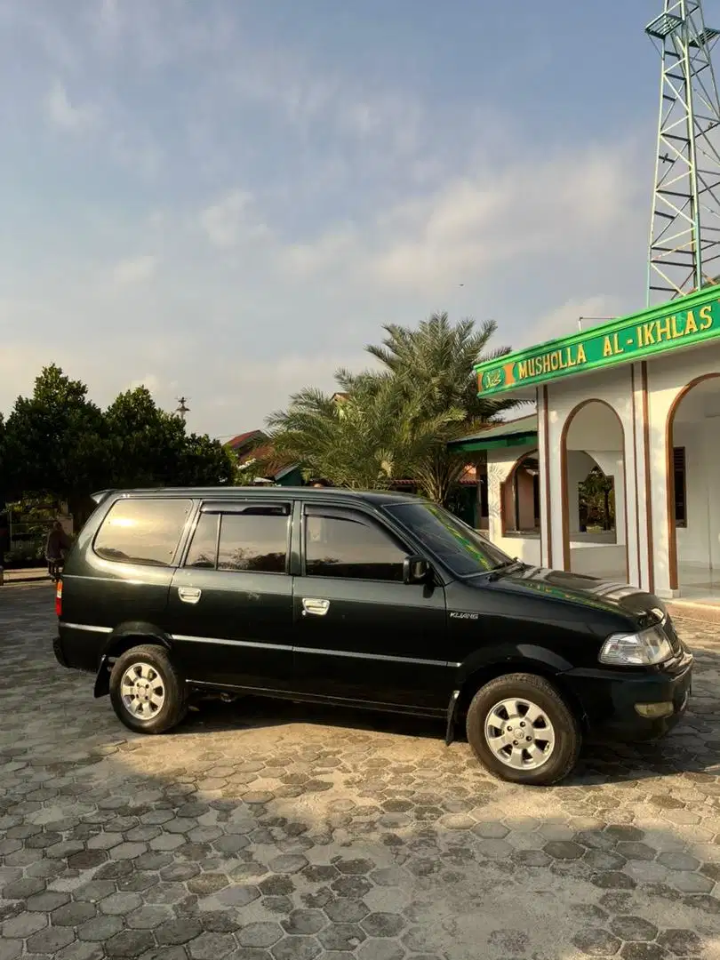 Kijang lsx 2003 cc 1.8