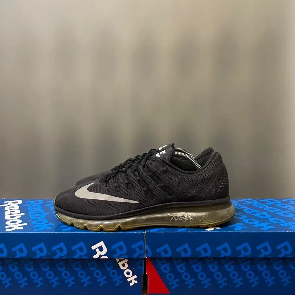 45 - Sepatu Nike Bekas Second Nike Air Max AM 2016 Bekas Second