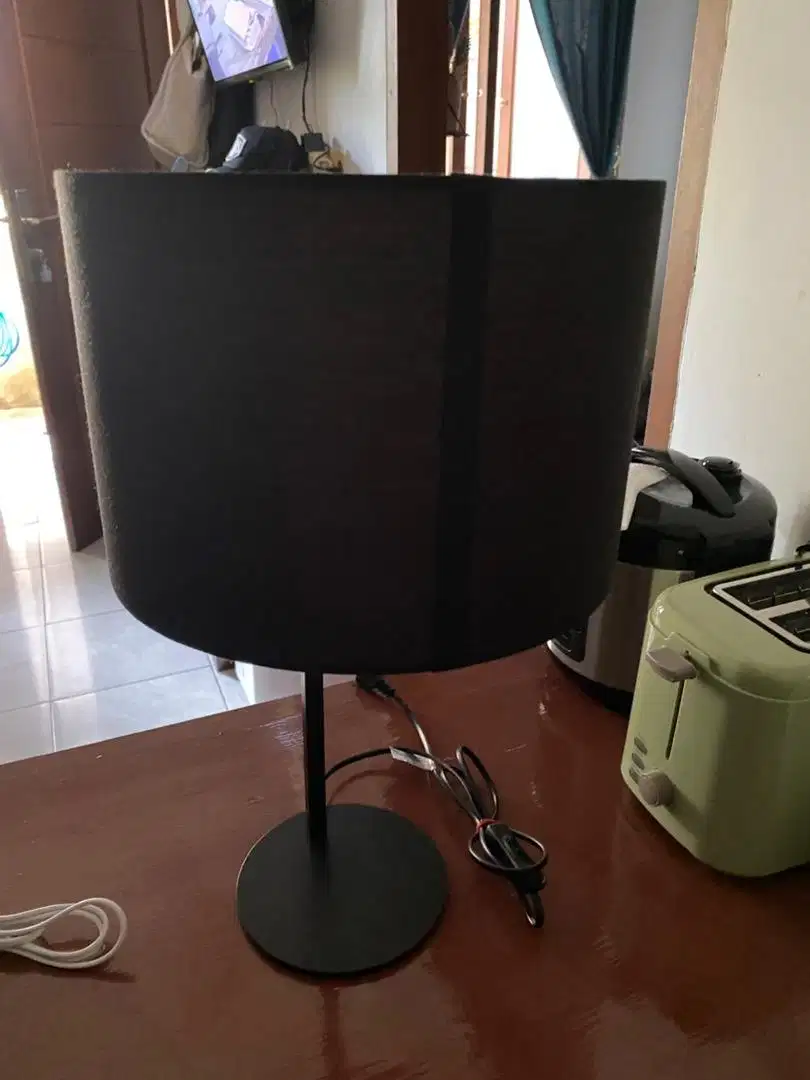 lampu nakas informa