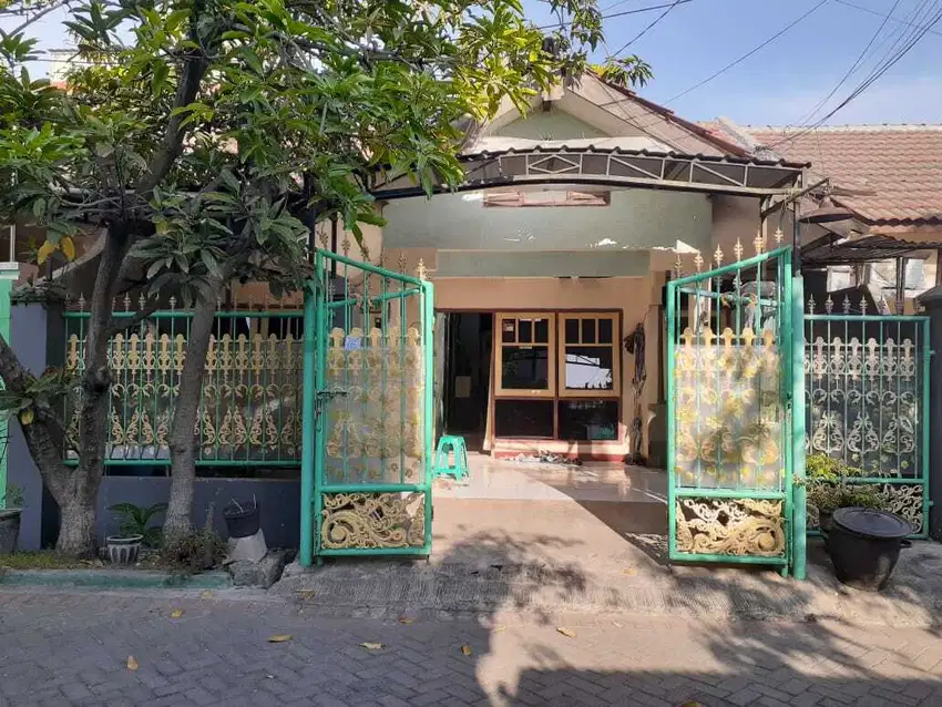 Rumah GKB Gresik Kota Baru Dijual murah cepat B.U Poll Negotable