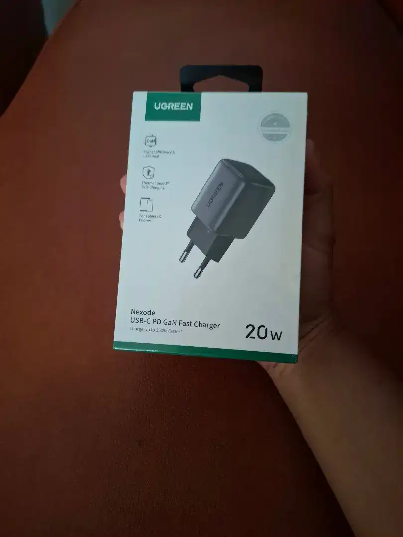 Charger ugreen gan 20 watt