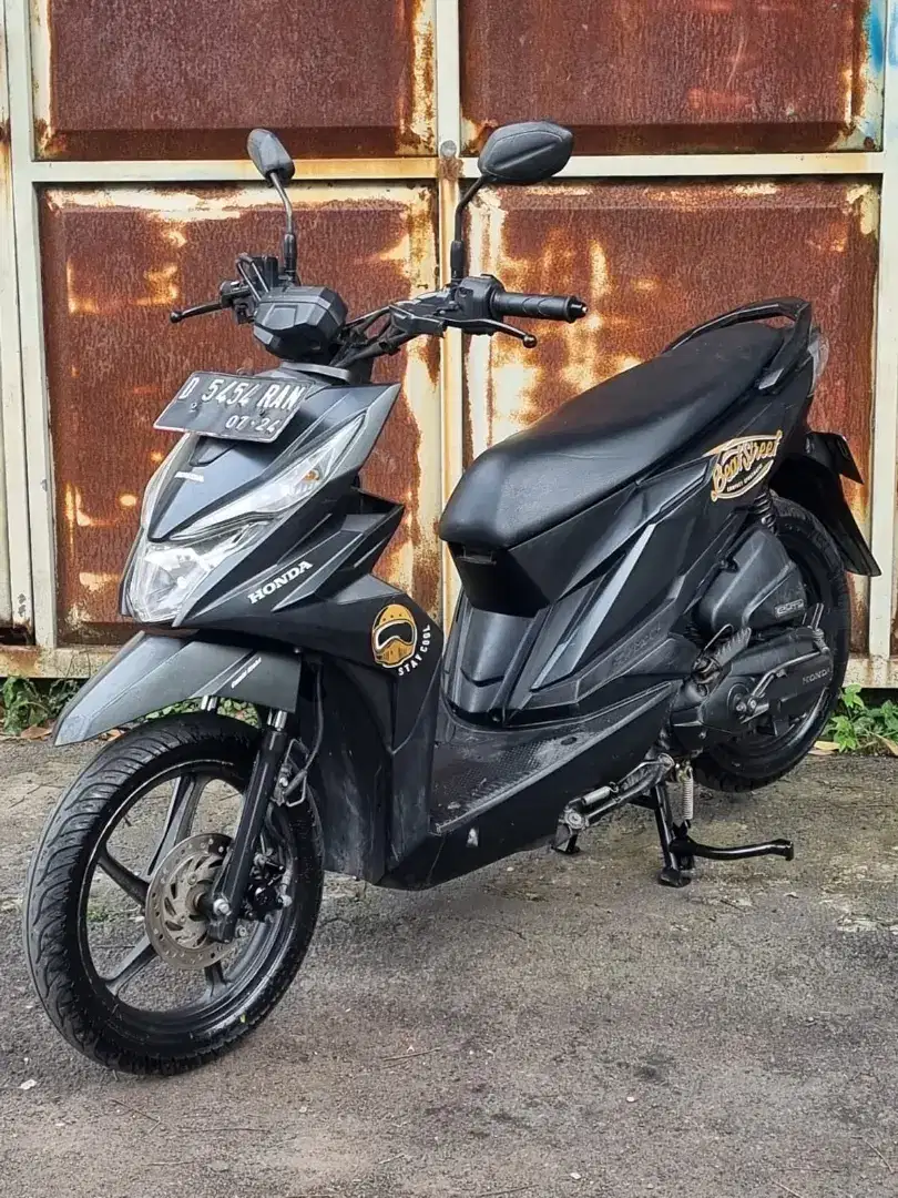 Honda beat street 2019