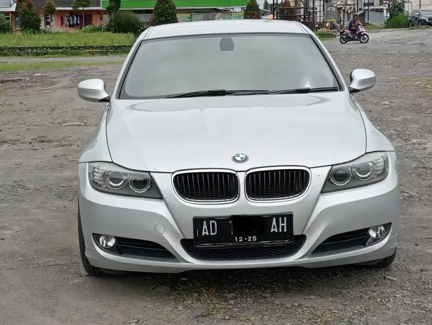 E90 BMW 320i LCI i-drive 2010